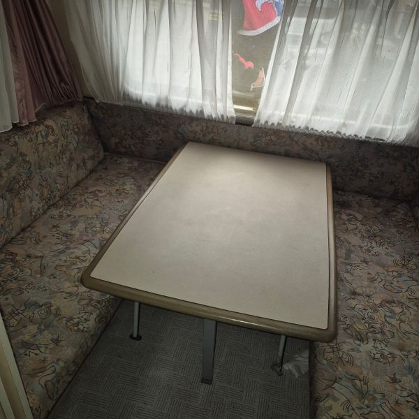 ROULOTTE DETHLEFFS RD5