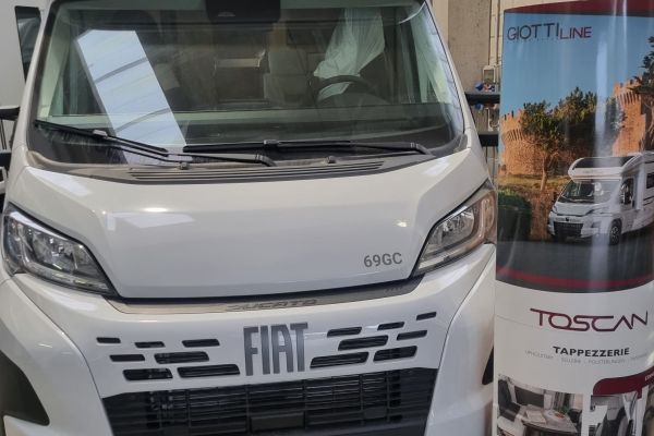 GIOTTILINE TOSCAN 69GC PREMIERE EDITION IN PRONTA CONSEGNA