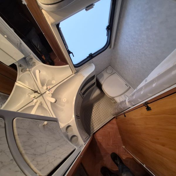 roulotte ADRIA ADIVA 432 PS
